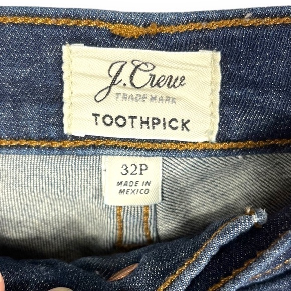 J Crew Toothpick Skinny Jeans w/Distressed Knee, Dark Wash, Size 32P - Picture 5 of 11